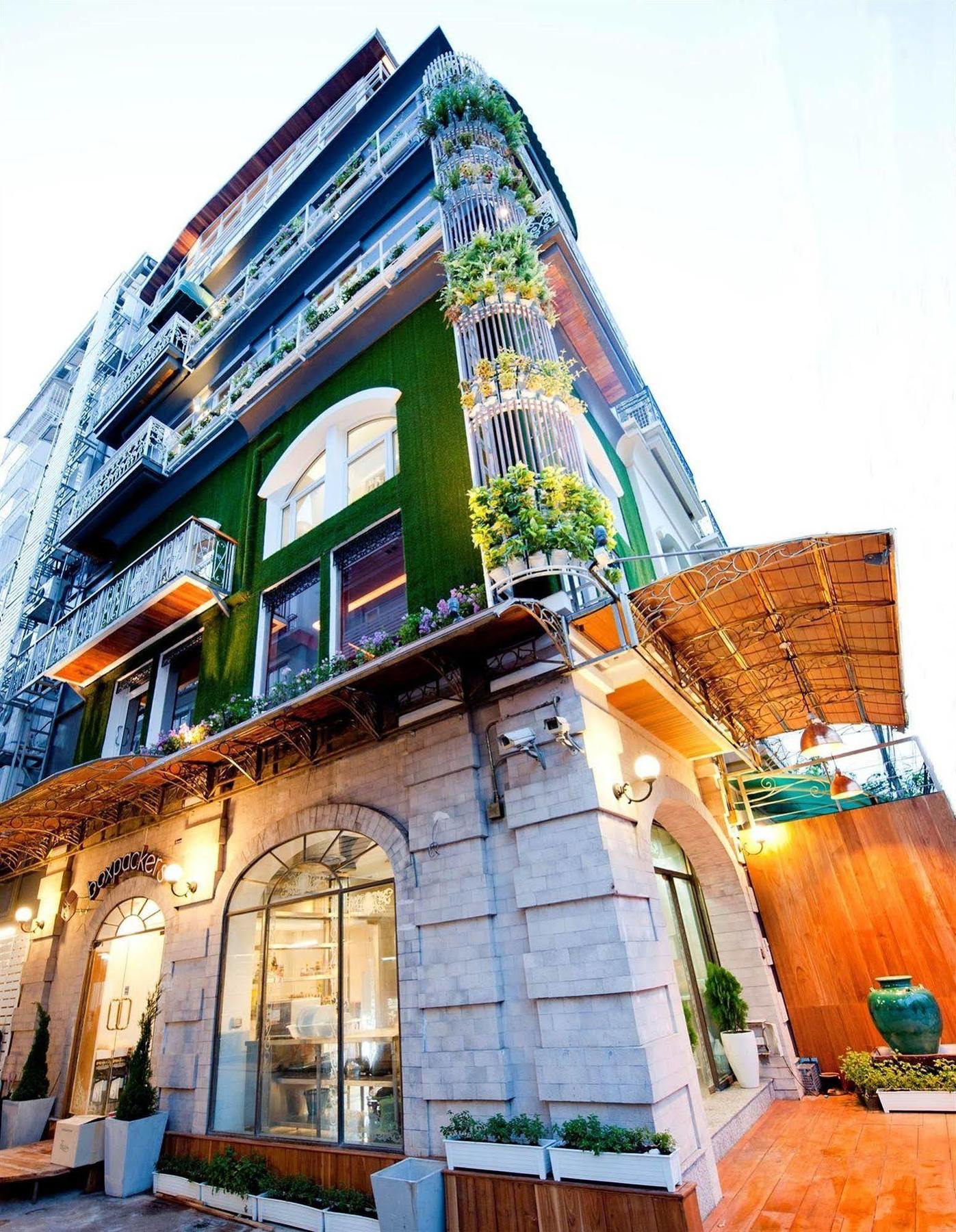 Boxpackers Pratunam Hotel Bangkok Exterior photo